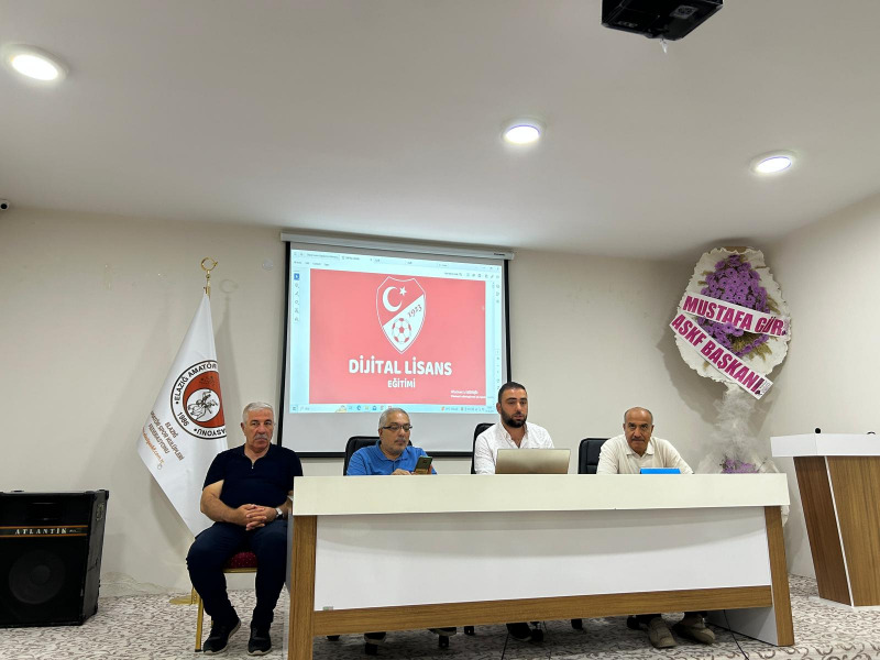  Elazığ amatörünün kalbi toplantıda attı